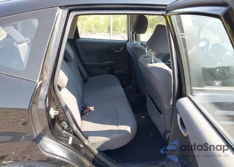 2013 Honda Fit из США, поврежденный, VIN JHMGE8H38DC074170